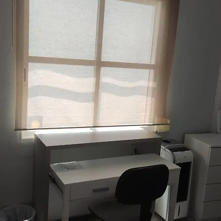 Doble Con Bano Privado En Casa Clara Homestay szállás