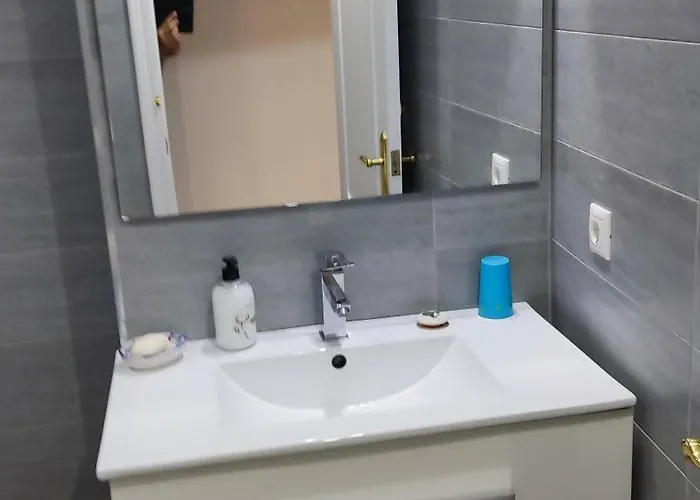 Homestay szállás Doble Con Bano Privado En Casa Clara *