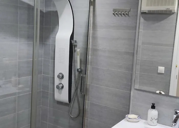 Doble Con Bano Privado En Casa Clara