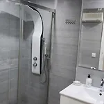 Doble Con Bano Privado En Casa Clara