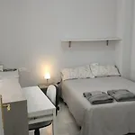 Privatunterkunft Doble Con Bano Privado En Casa Clara *