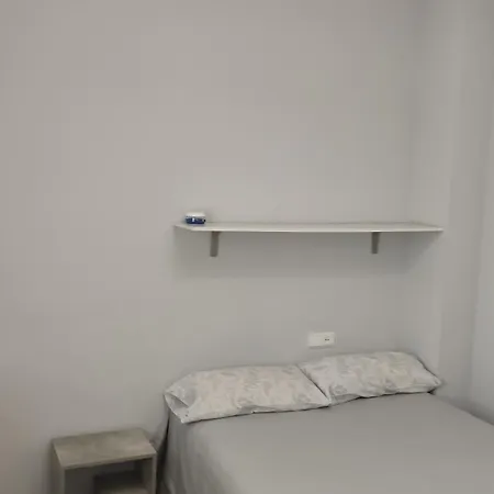 Rum i privatbostad Doble Con Bano Privado En Casa Clara Córdoba
